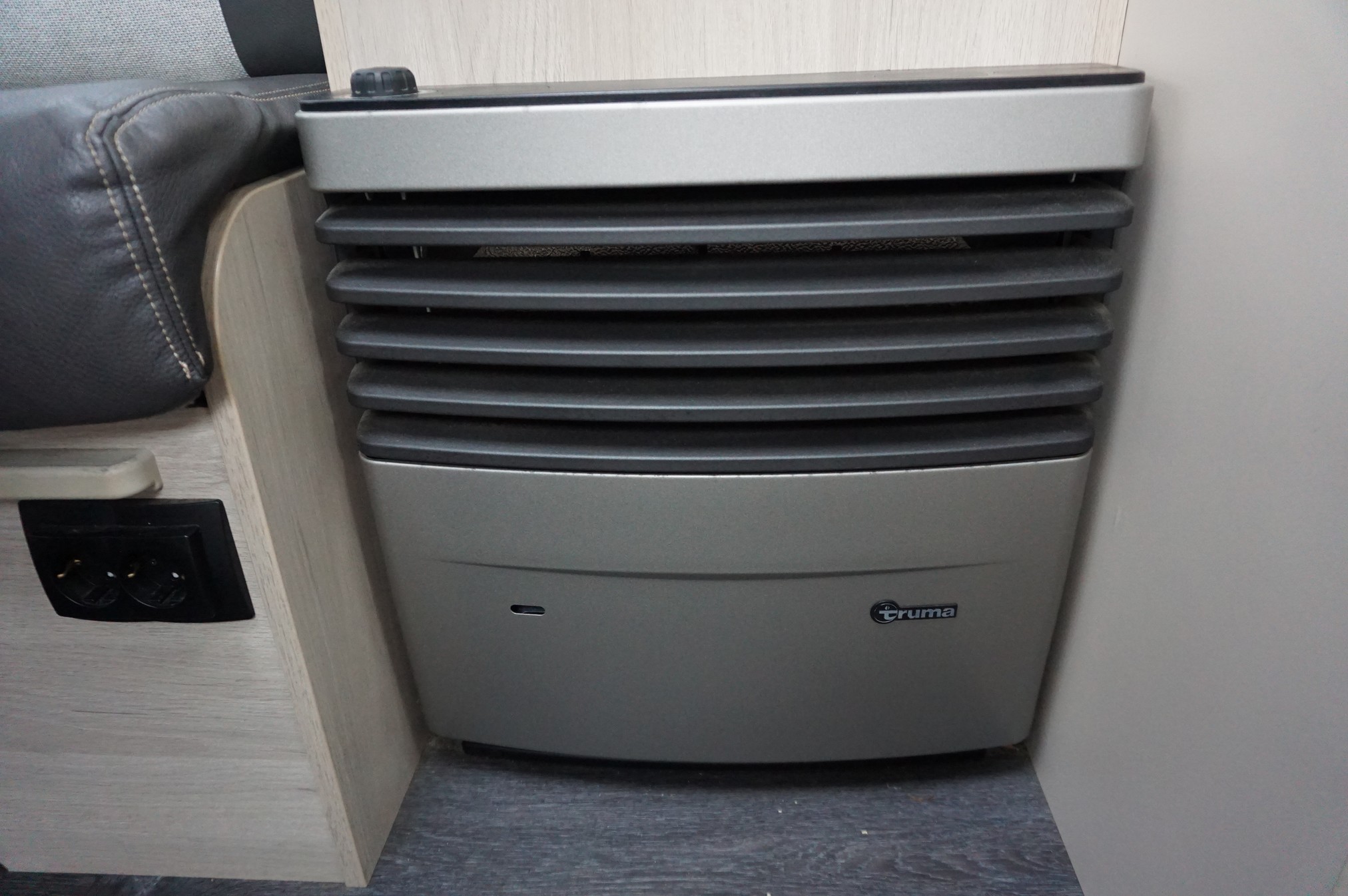 CARAVELAIR - Antares 470 style