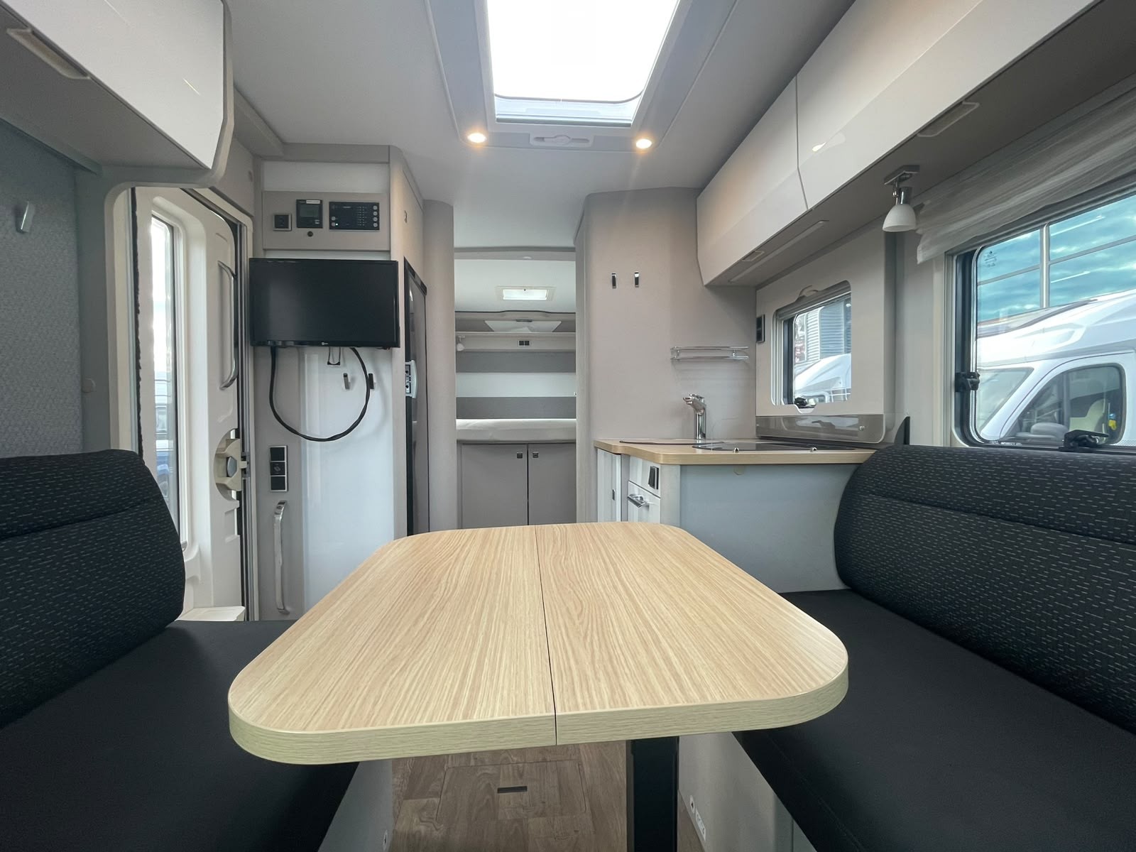 HYMER - Tramp S 695 Mercedes