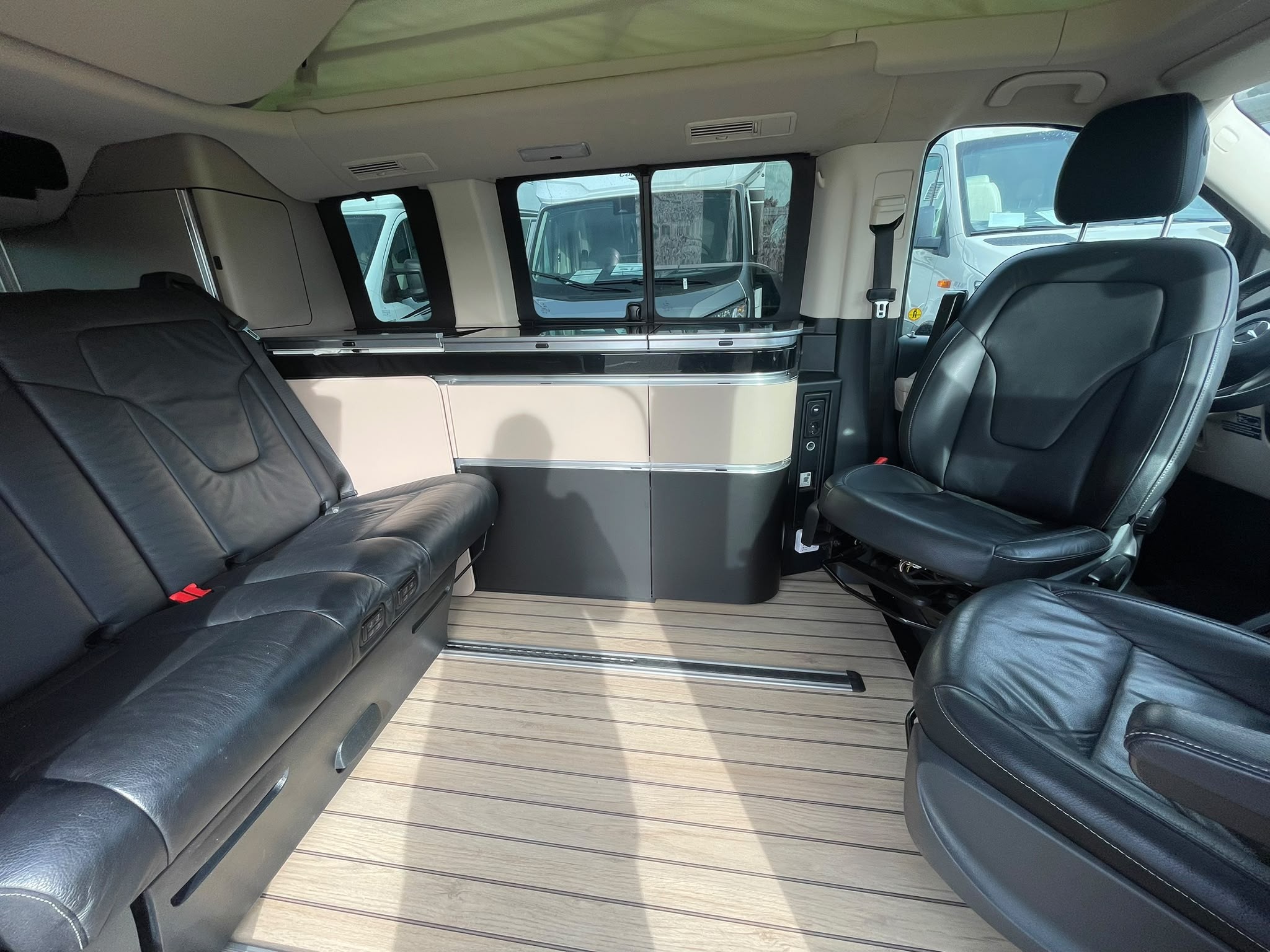 MERCEDES - Marco Polo V250 D