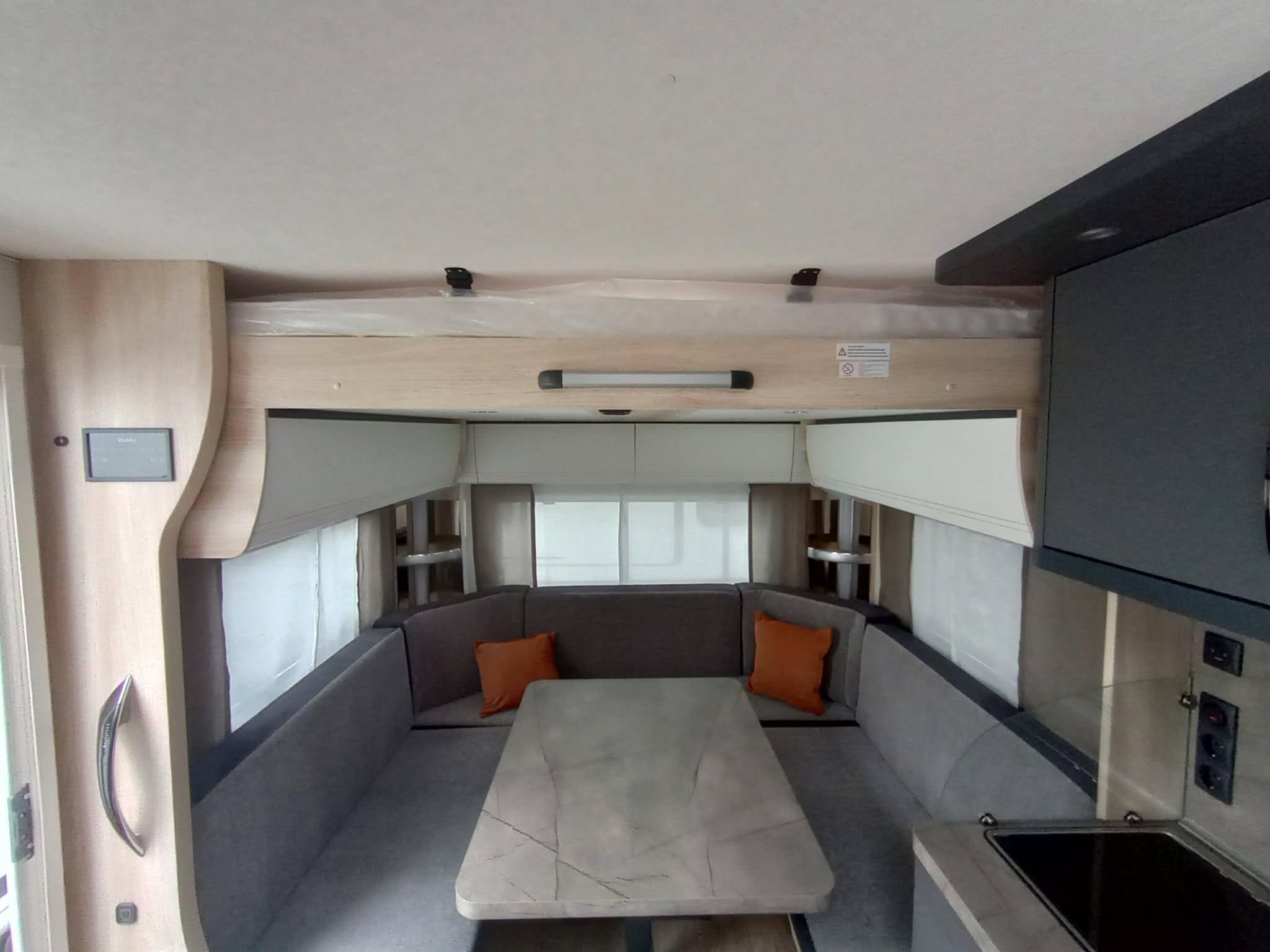 HOBBY - De Luxe 515 UHL