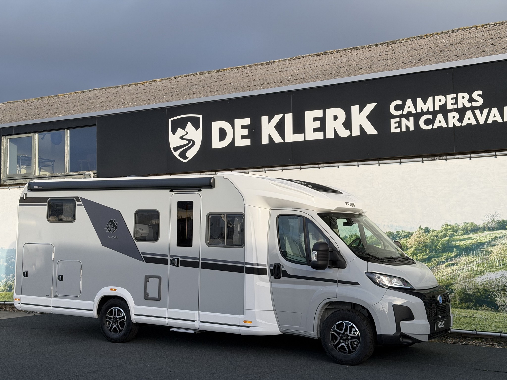 KNAUS - L!VE Ti 700 MEG PLATINUM SELEC