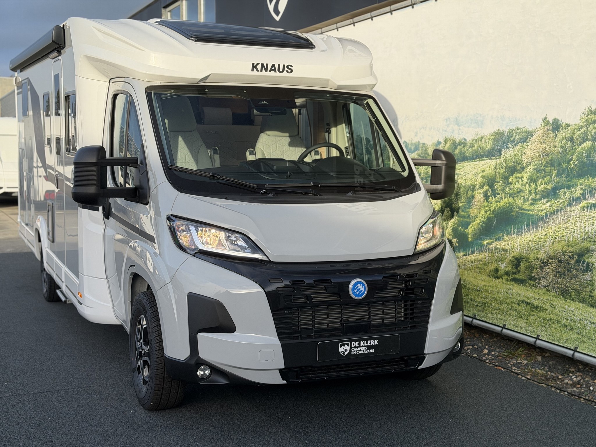 KNAUS - L!VE Ti 700 MEG PLATINUM SELEC