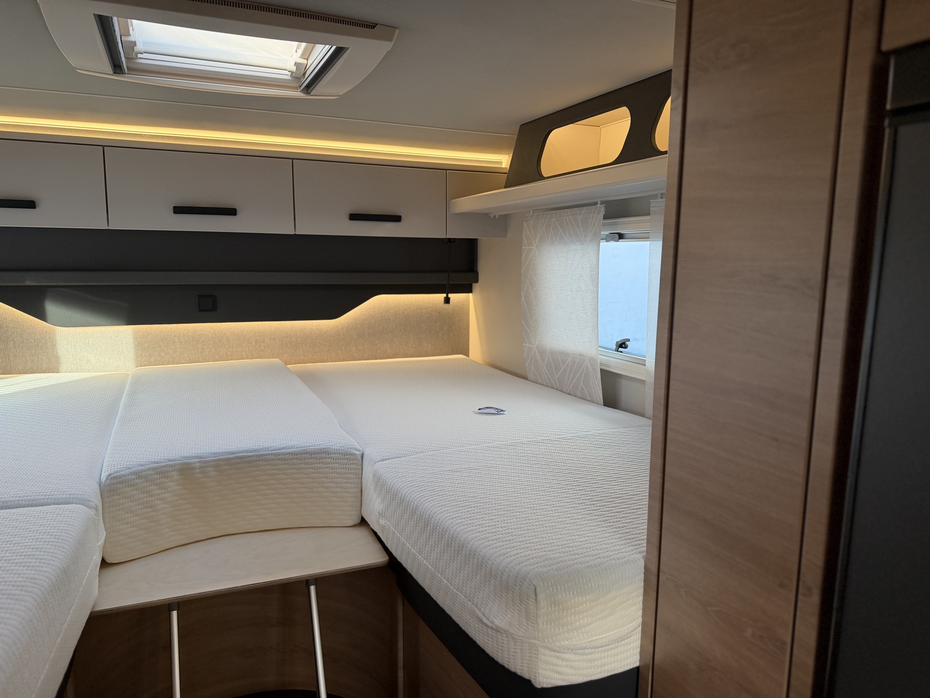 KNAUS - L!VE Ti 700 MEG PLATINUM SELEC