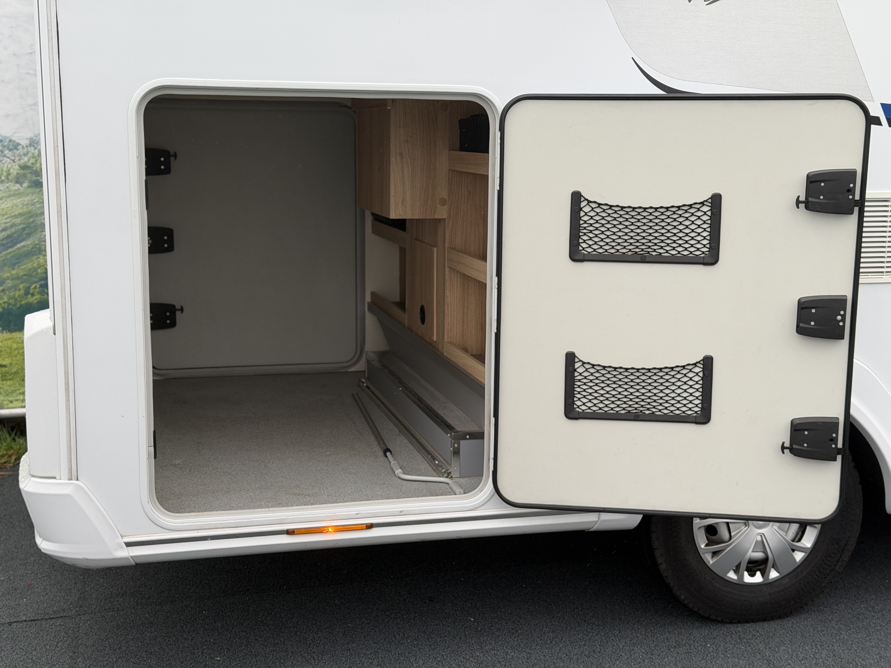 KNAUS - SKY I 650 LEG / 50% deals