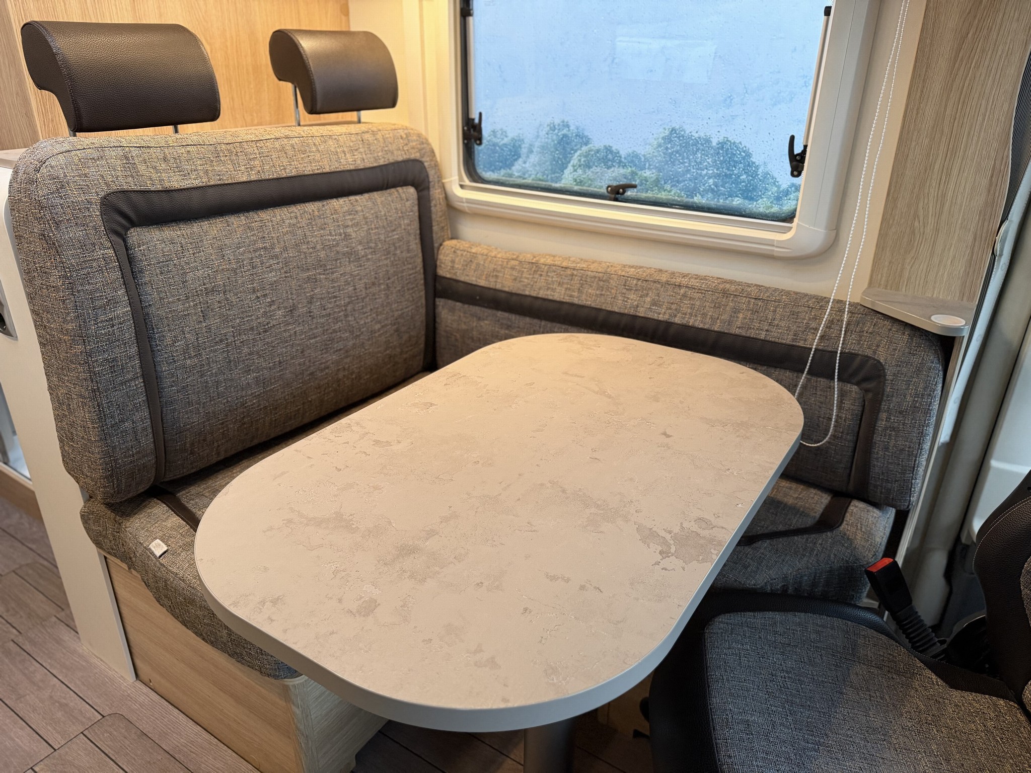 KNAUS - SKY I 650 LEG / 50% deals