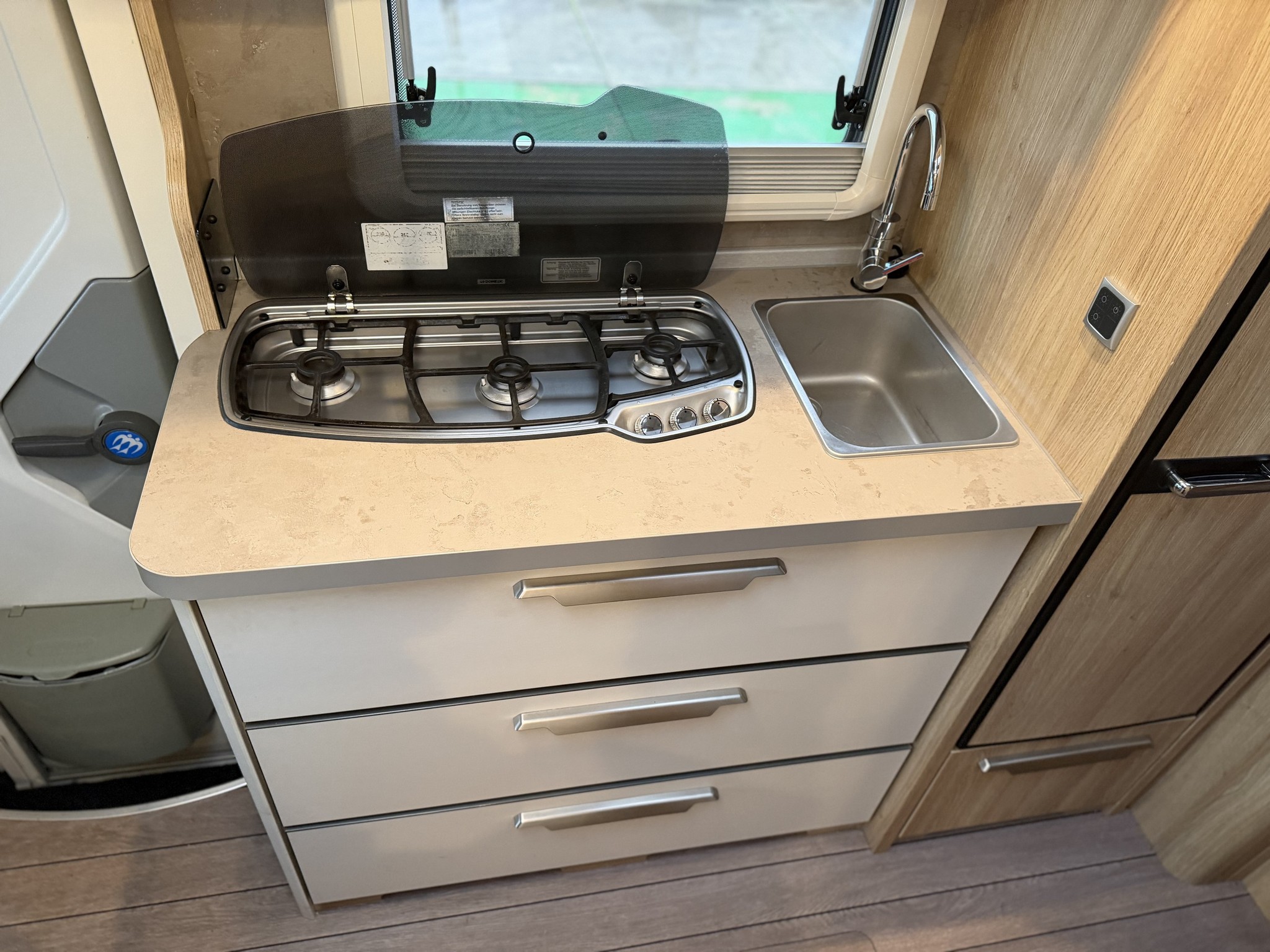 KNAUS - SKY I 650 LEG / 50% deals