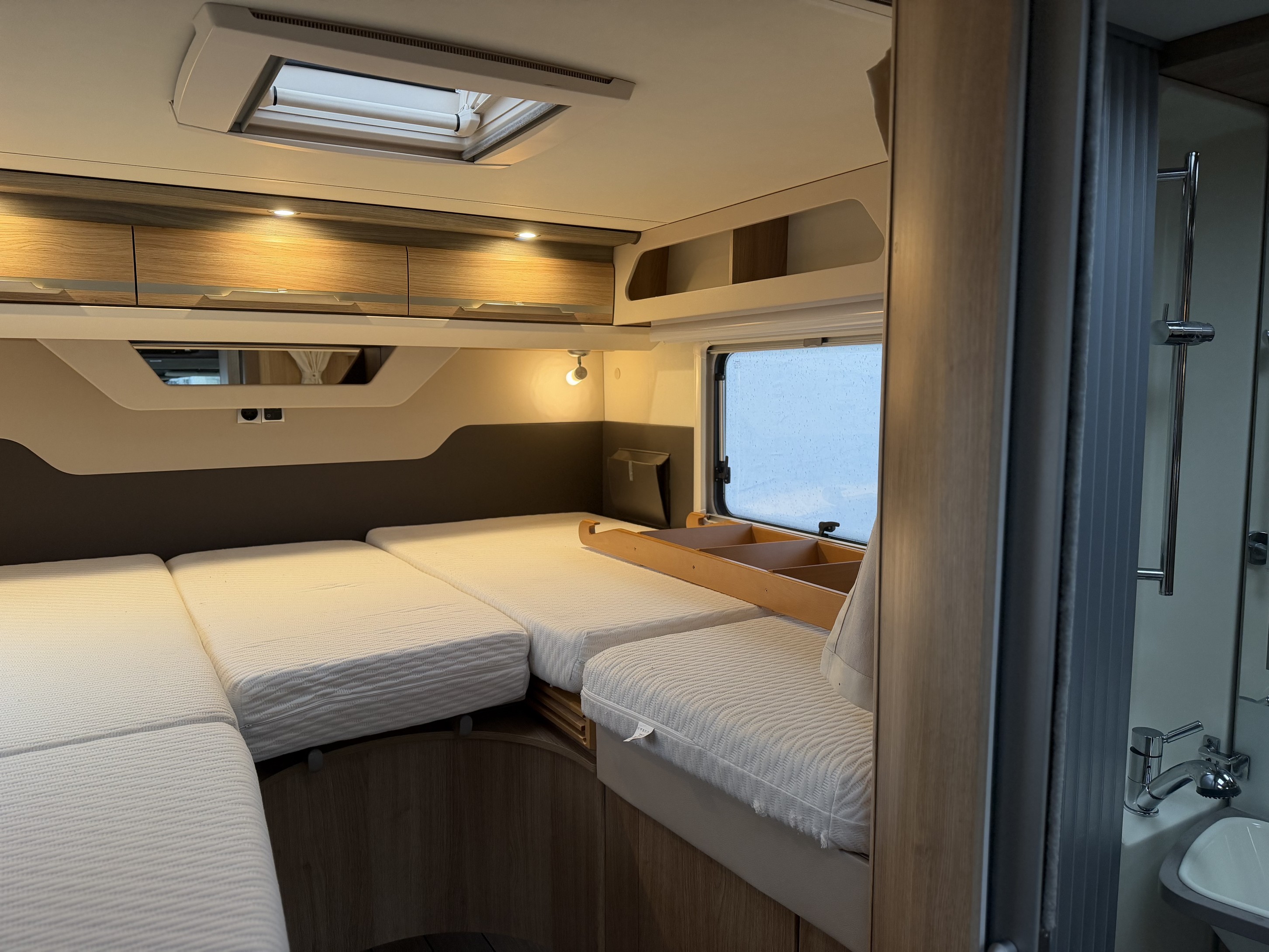 KNAUS - SKY I 650 LEG / 50% deals