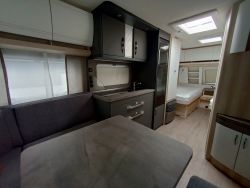 HOBBY - De Luxe 540 UL