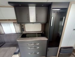 HOBBY - De Luxe 540 UL