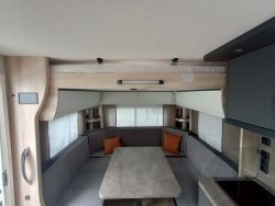 HOBBY - De Luxe 515 UHL
