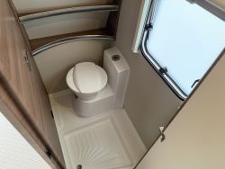 KNAUS - SPORT 450 FU Silver Selection