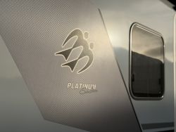 KNAUS - L!VE Ti 700 MEG PLATINUM SELEC